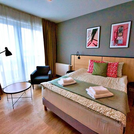 Bk Aparthotel Praga - National Stadium - Comfortable Apartment For 4 People Βαρσοβία Εξωτερικό φωτογραφία