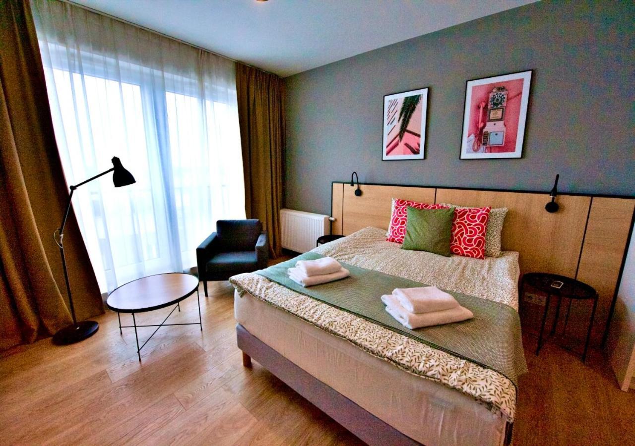 Bk Aparthotel Praga - National Stadium - Comfortable Apartment For 4 People Βαρσοβία Εξωτερικό φωτογραφία