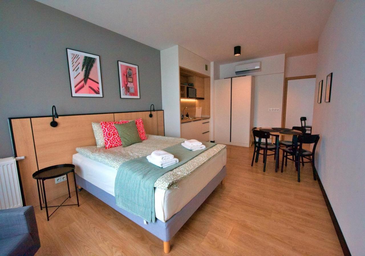 Bk Aparthotel Praga - National Stadium - Comfortable Apartment For 4 People Βαρσοβία Εξωτερικό φωτογραφία