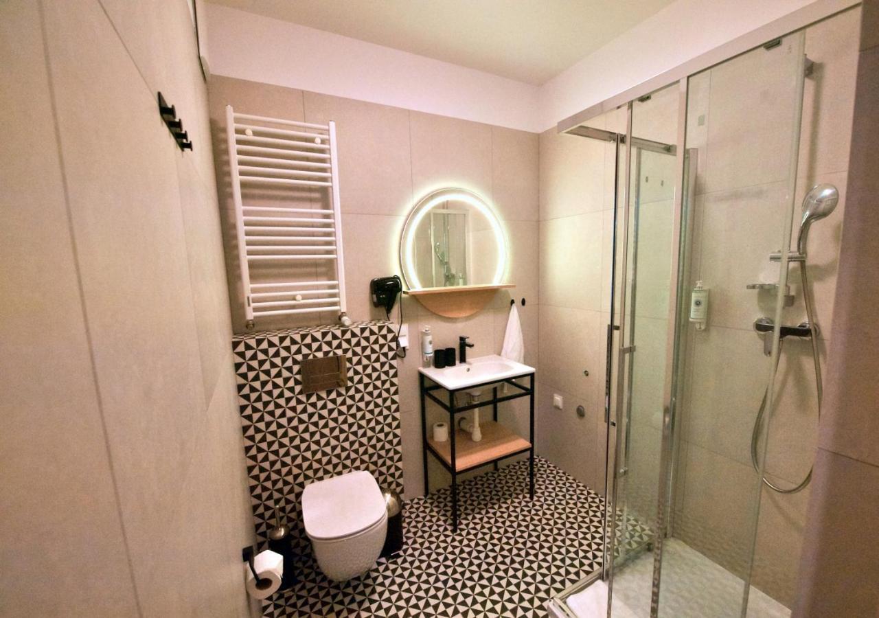 Bk Aparthotel Praga - National Stadium - Comfortable Apartment For 4 People Βαρσοβία Εξωτερικό φωτογραφία